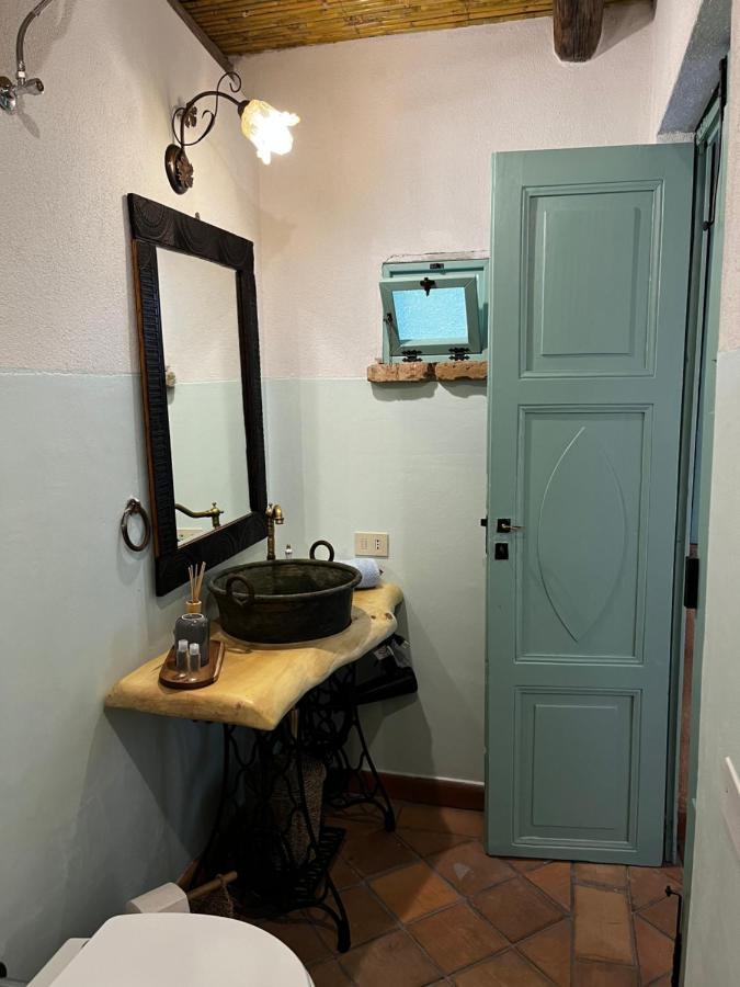Graziosa Stanza Campidanese Su Segundu Guest House Ористано Екстериор снимка